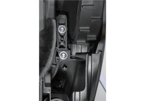 Gardena keréktisztító kefe felszerelve