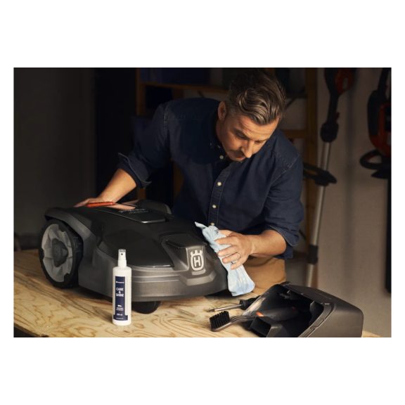 Husqvarna Automower karbantartó és tisztító készlet