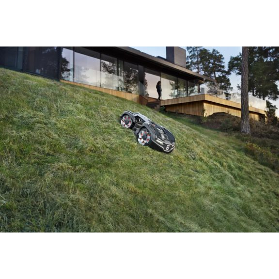 BIZOMÁNYOS Husqvarna Automower 435X AWD
