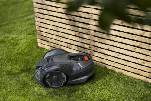 Husqvarna Automower® 310E NERA robotfűnyíró – 1500 m² kapacitás & EdgeCut