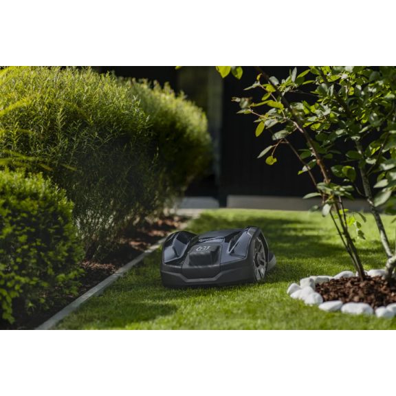 Husqvarna Automower® 310E NERA robotfűnyíró – 1500 m² kapacitás & EdgeCut