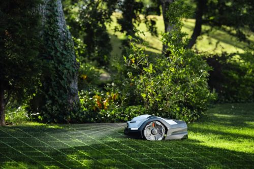 Husqvarna Automower® 410VE NERA robotfűnyíró – Vezeték nélküli precízió 1500 m²-ig