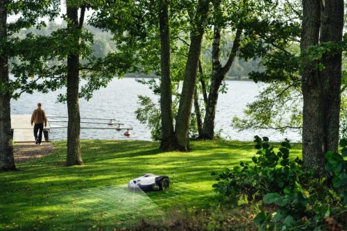 Husqvarna Automower® 430V NERA robotfűnyíró – Vezeték nélküli profizmus 4800 m²-ig