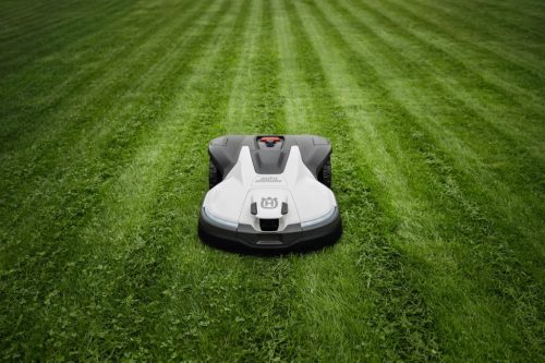 Husqvarna Automower® 430V NERA robotfűnyíró – Vezeték nélküli profizmus 4800 m²-ig