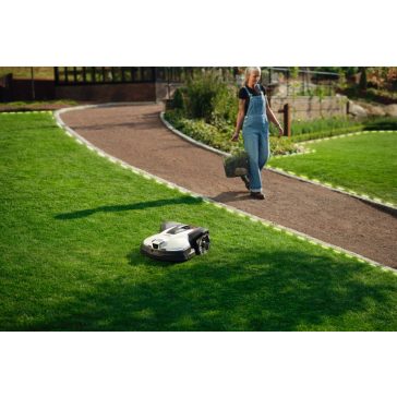   Husqvarna Automower® 450V NERA robotfűnyíró – Vezeték nélküli csúcsteljesítmény 7500 m²-ig