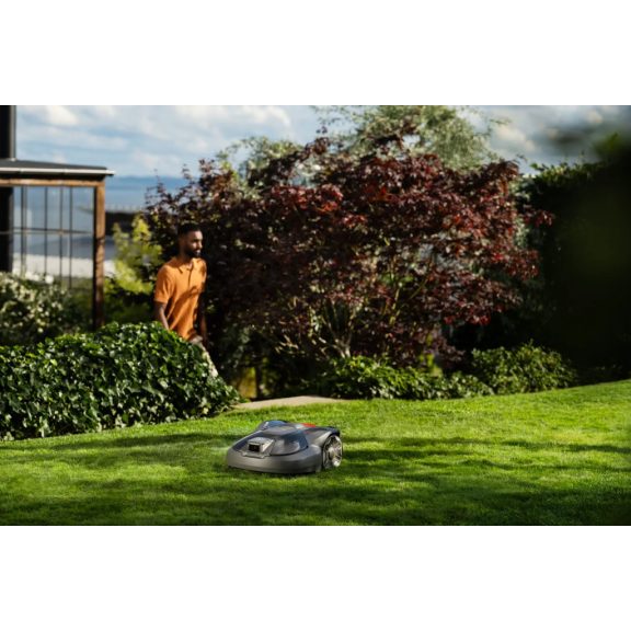 Husqvarna Automower® 312V robotfűnyíró – Vezeték nélküli gyepápolás 1200 m²-ig